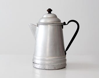 オリジナルのフランス製ヴィンテージアンティークアルミコーヒーポット