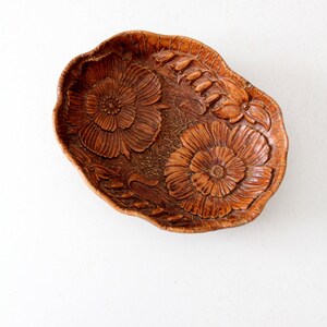 mid-century floral cast wood bowl, Syroco style bowl image 4