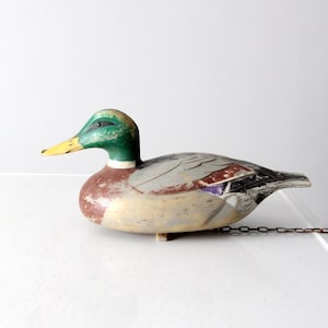 vintage 1960s Victor D-9 duck decoy