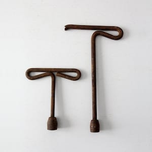 antique socket wrench set of 2