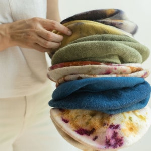 Made-To-Order Botanical Dyed Wool Blend Beret afbeelding 2