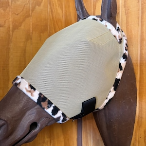 Custom Horse Fly Mask - Size Medium - Single Ear - Tan Mesh #581 trim