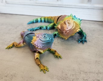 Bearded Dragon Fidget Sensory Desk Toy, Gift for Reptile Lover, Office Stress Relief Gift for Coworker, Jointed, Posable Reptile Model