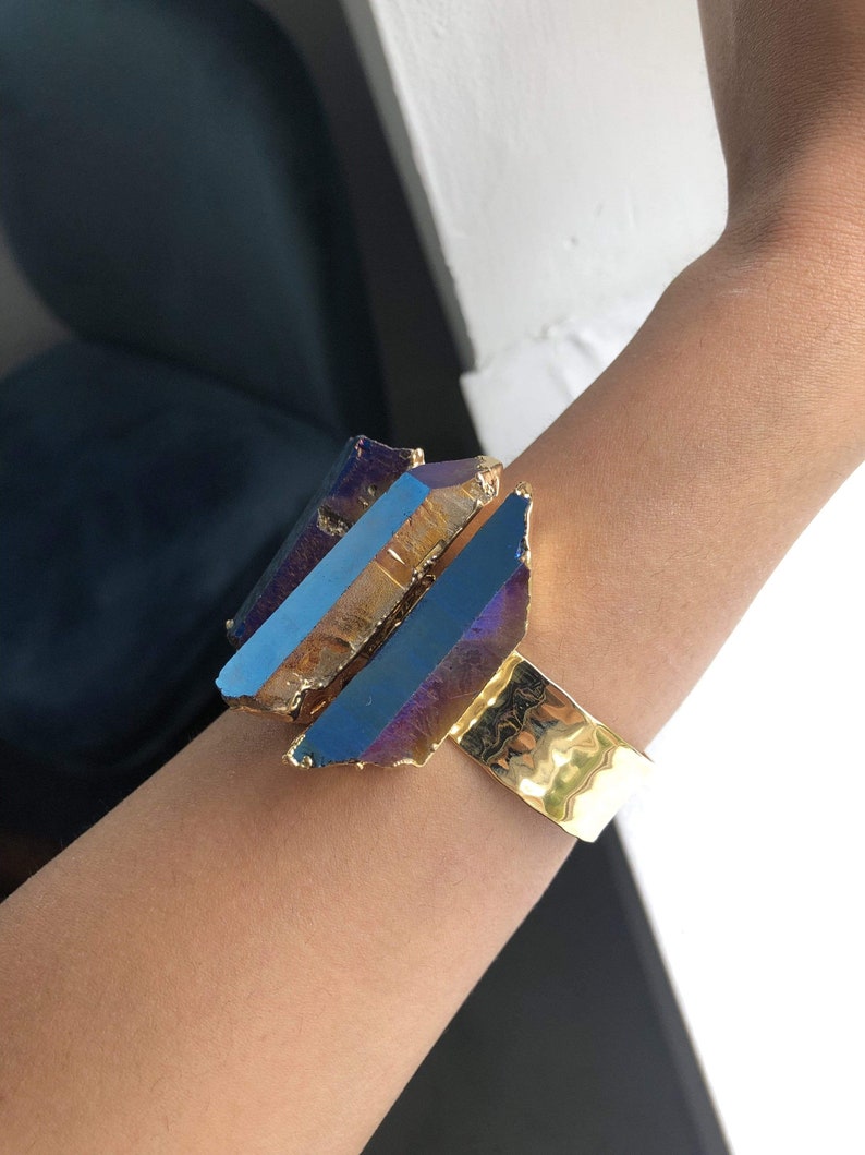 Titanium quartz cuff