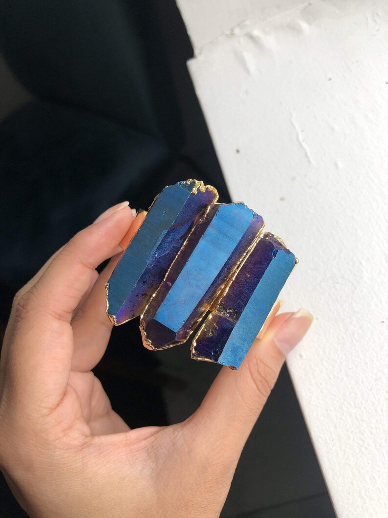 Titanium quartz cuff
