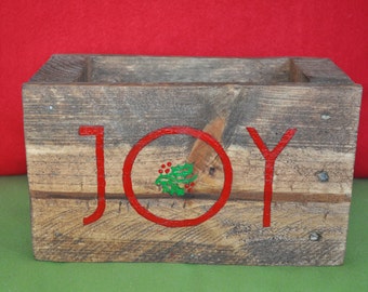 Joy boîte de Noël en bois, peint à la main et fabriqué avec du bois repurposed, porte-cartes de vacances, caddie bouteille de vin, cadeau de fête des Fêtes, Bougie