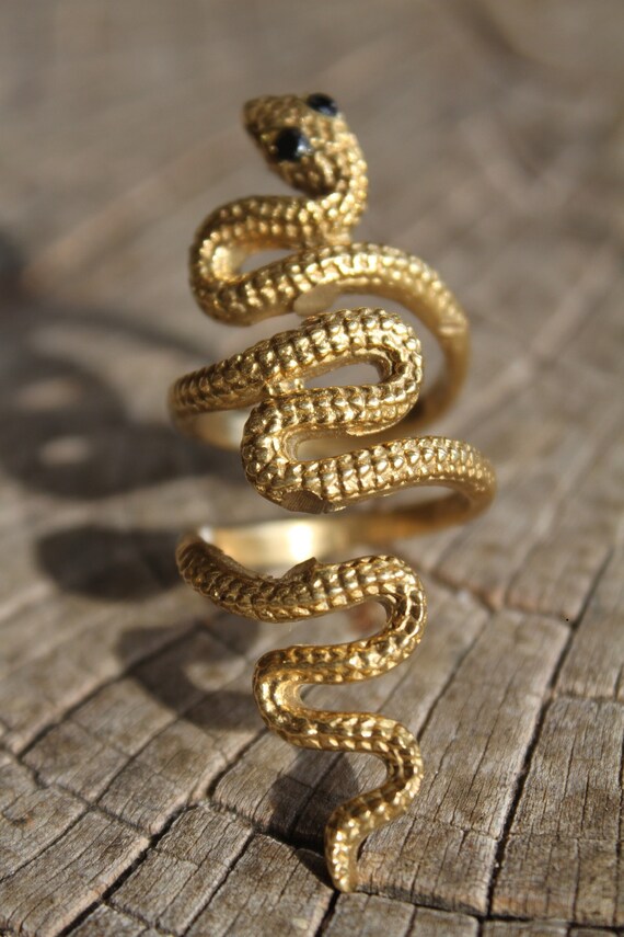 Neo Smarrt Snake Ring Silver Alloy, Metal, Brass Ring Price in India - Buy  Neo Smarrt Snake Ring Silver Alloy, Metal, Brass Ring Online at Best Prices  in India | Flipkart.com