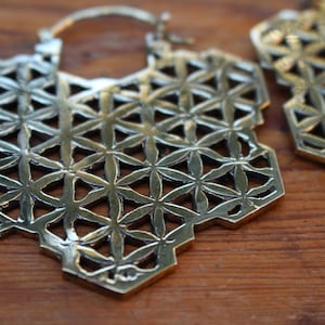 SACRED GEOMETRY EARRINGS, brass earrings, geometric earrings, trending earrings, tribal jewelry
