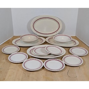 Syracuse China Red Laurel Restaurant Ware, 14 Pieces, Plates & Bowls