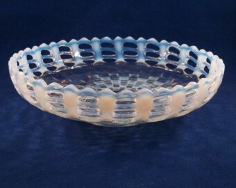 Antique Fenton Basketweave & Treillis Bol en verre opalescent, 8 » de diamètre