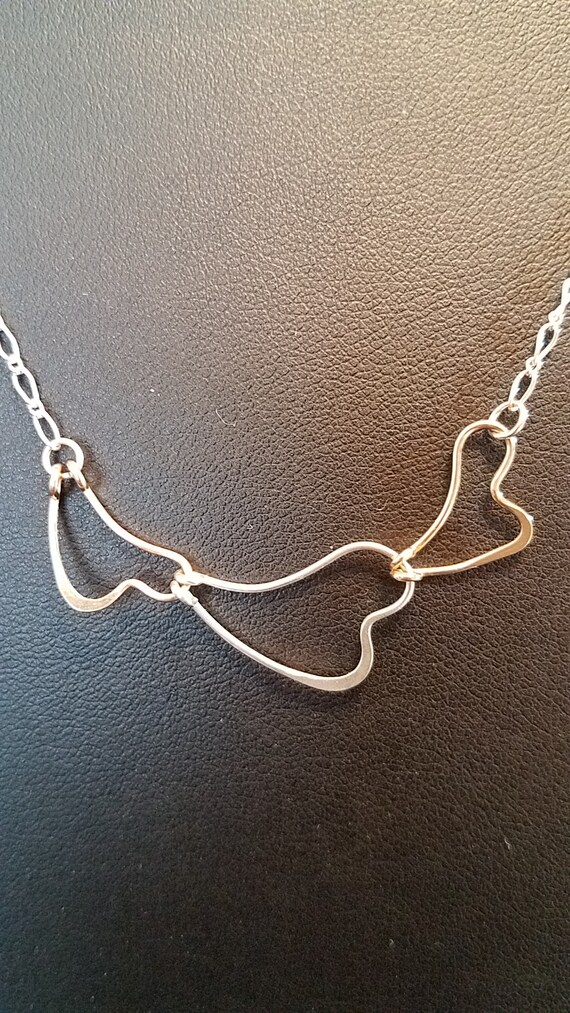 Interlinking Hearts Necklace - image 3