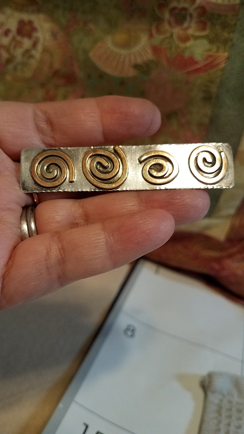 Abstract Swirl BroochPin