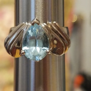 Sterling Silver Teardrop Blue Topaz Ring