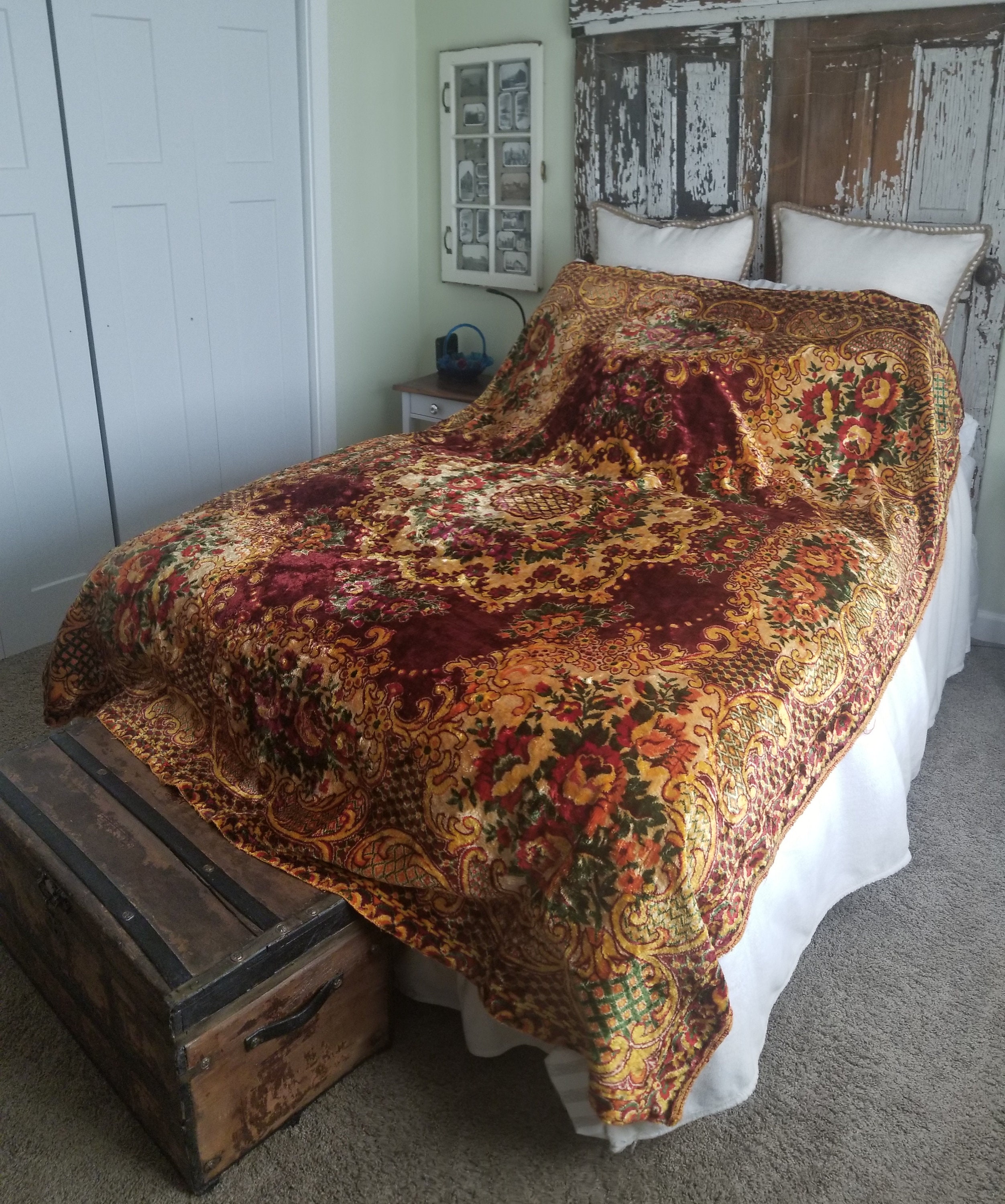 Vintage Italian bedspread/ chenille coverlet/ velvet bohemian Etsy