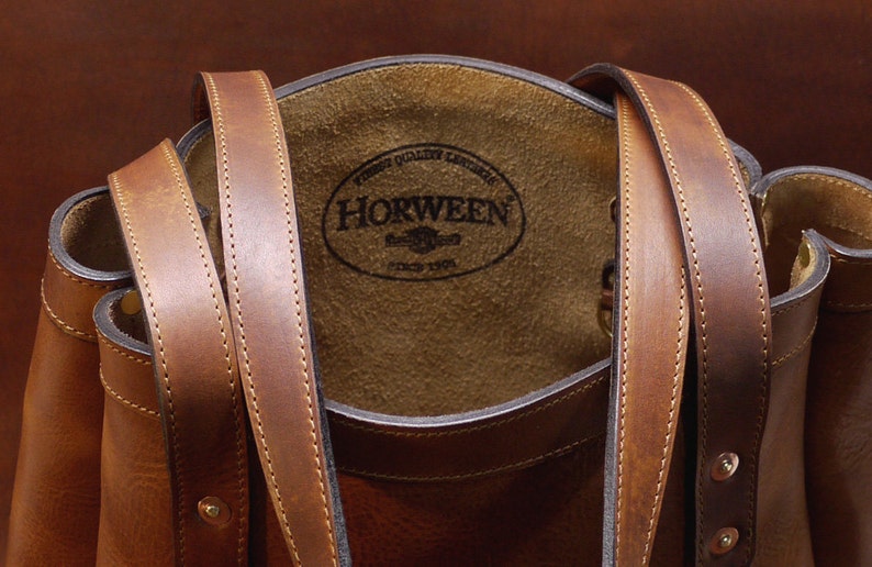 Soho 13 Mailbag Tote English Tan Horween Dublin Leather Etsy