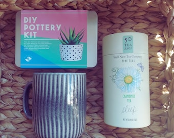 Pottery Art Kit – Mug, Tea & Personalized Gift Box