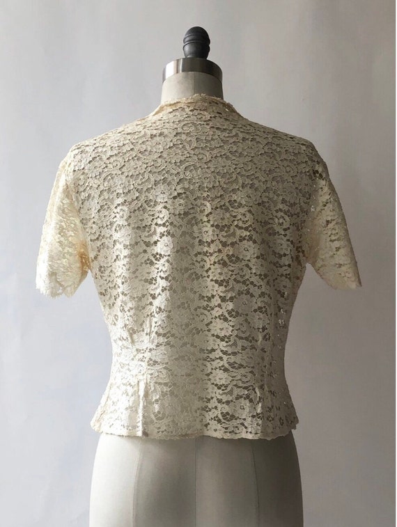 1950s Vintage Lace Cream Blouse - image 3