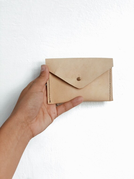 small leather envelope wallet