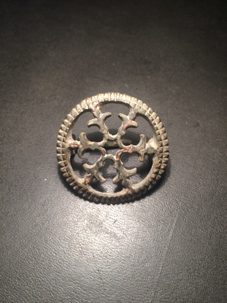 StarSun Ancient Roman brooch