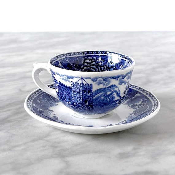 Vintage 1950s Arabia Finland Espresso or Teacup & Saucer