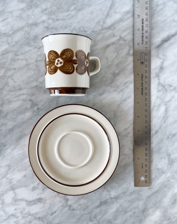 【超歓迎】 Vintage 6 of Set Design Mugs Stoneware Floral Retro Four 保存容器・ケース