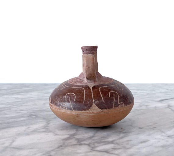 Antique Ecuadorian Pre-columbian Etched Pottery Jug Vessel - South