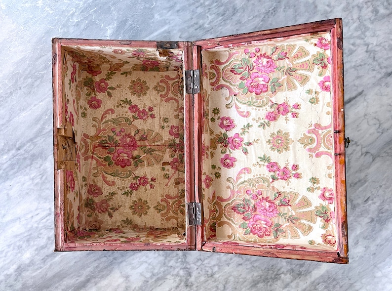 Antique 14" Khatam Khari Star Inlay Wooden Jewelry Chest Box - 18th 19th Century Persian Marquetry Global Folk Art Boho Style image 6