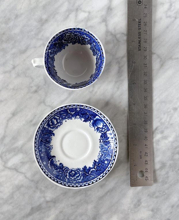 Vintage 1950s Arabia Finland Espresso or Teacup & Saucer