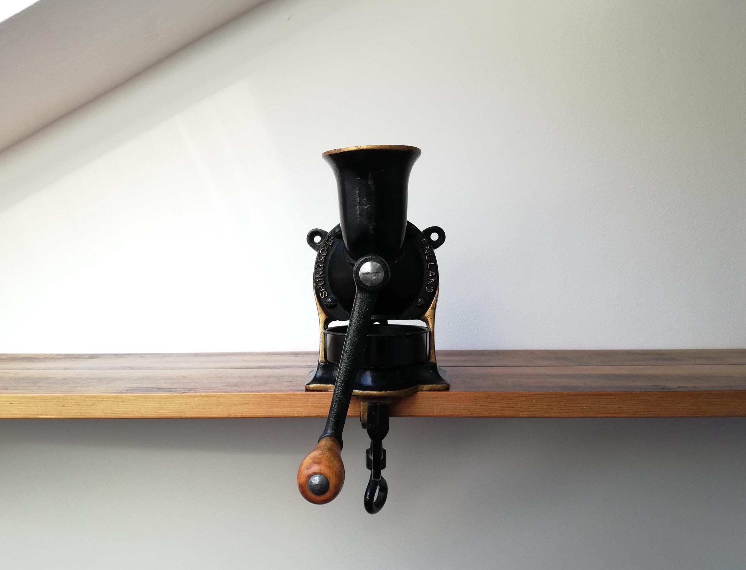 Vintage Spong No2 coffee grinder