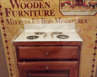 Doll house kitchen Set, Sink, Sideboard, Stove, Table and Chairs, Vintage 1970s. 1/12 scale