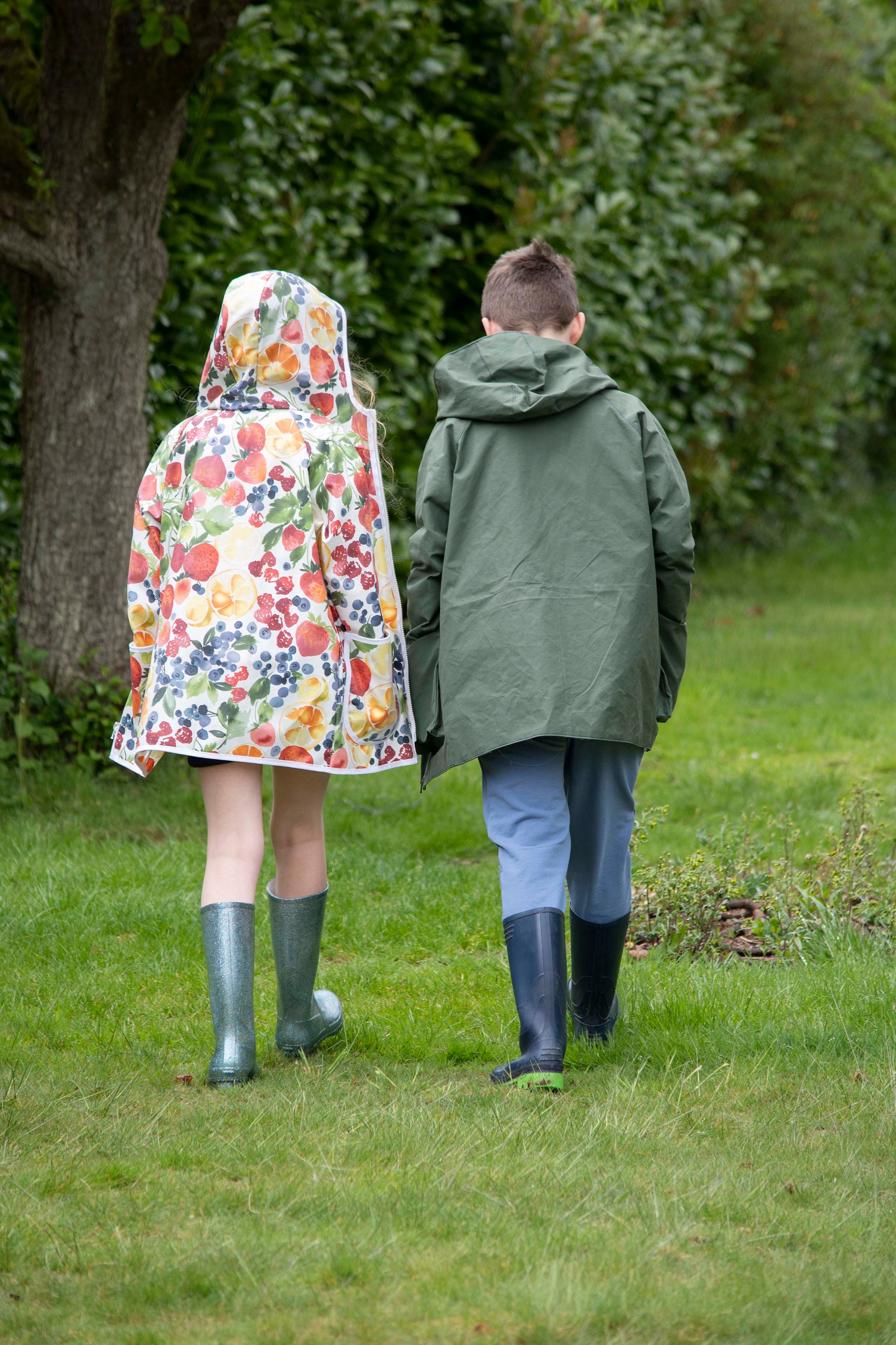 Bobbins & Buttons sewing patterns David raincoat kids | Etsy