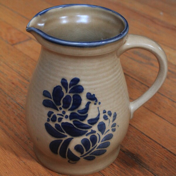 Vintage  Pfaltzgraff Folk Art Pattern 80 oz 2 1/2 quart pitcher