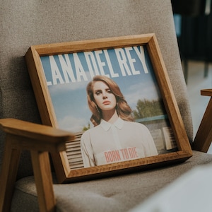 Wooden Natural Oak Vinyl Record Holder | Vinyl Sleeve Display | Vinyl Record Frame | For Single and Double Vinyl Records | Color - Natural