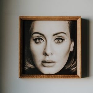 Wooden Natural Oak Vinyl Record Holder | Vinyl Sleeve Display | Vinyl Record Frame | For Single and Double Vinyl Records | Color - Natural