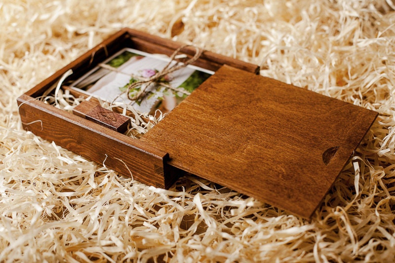 Wooden Box For Prints + USB flashdrive | Packaging For Wedding Photog…