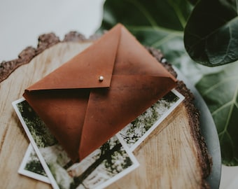 Saddle Leather Envelopes for Prints | Honey Brown | Packaging For Wedding Photographer