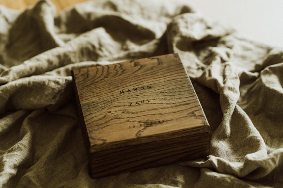 NATURAL OAK Packaging For Wedding Photographers Square Oak Box For 4X6 ...