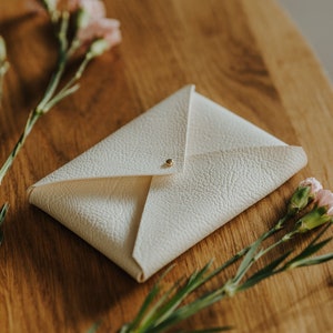 Textured Vegan Leather Envelope for Wedding Prints, Envelope For Photos, 4x6 or 5x7 Prints Holder, Faux Leather Envelope | Color White