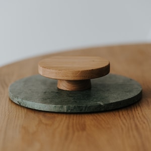 Small Wooden Cake Stand | Cupcake Stand | Personalised Cake Stand | Oak Cake Stand | Wooden gift | Color - Natural Oak