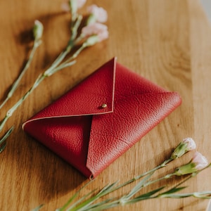 Enveloppe texturée en cuir végétalien pour mariages, enveloppe pour photos, support pour impressions 4 x 6 ou 5 x 7 pouces, enveloppe en similicuir | Couleur Rouge