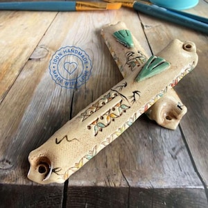 Handgefertigter Keramik-Mesusa-Fall, jüdische Geschenke aus Israel, jüdisches Hochzeitsgeschenk, jüdisches Kunstdesign, neues Wohngeschenk, Keramik-jüdische Kunst