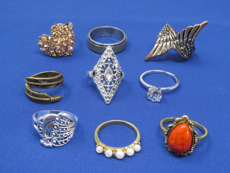 Vintage Jewelry For Women Pretty Ring Lot 9 Rings- Chunky Fun