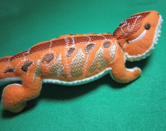 Fire orange Very detailed Stuffed Bearded Dragon softy, low maintainance, best pet ever!