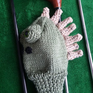 Hand Knit lizard, iguana, dinosaur, reptile Golf Club Cover
