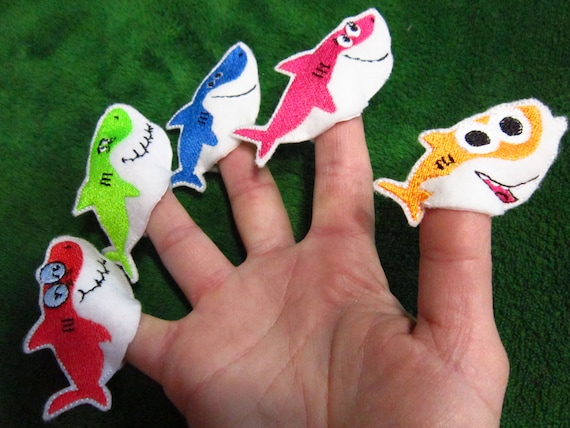 baby shark finger puppets