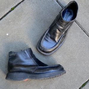 Square Toe 90s Boots - Etsy Canada