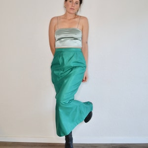 80s high rise maxi pencil skirt // vintage emerald green sheath skirt // straight green jewel tone skirt sz 6
