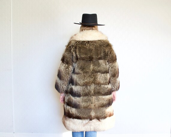 fox fur coat // vintage midi length fur coat // wh