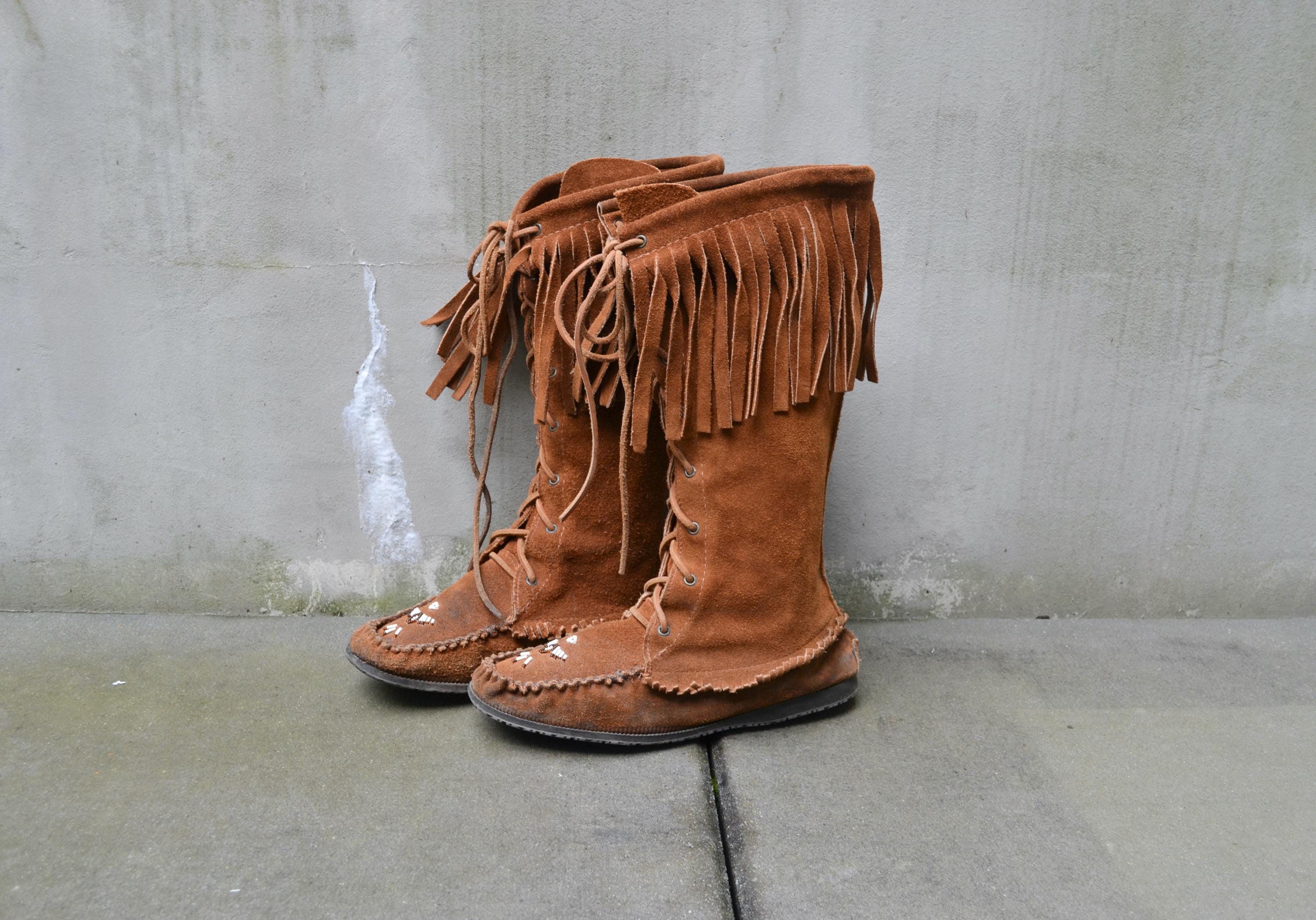 Y2k Suede Moccasin Boots // Vintage Leather Fringe Boots // Size