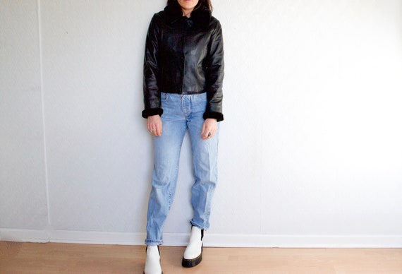 faux fur trim leather jacket // vintage black leat